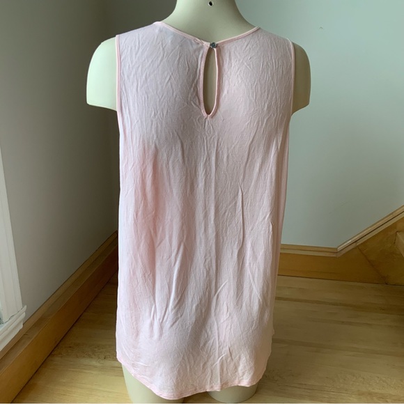 Loft - 10$ Pink sleveless flowy top 🐳 2/16$ - Picture 3 of 11